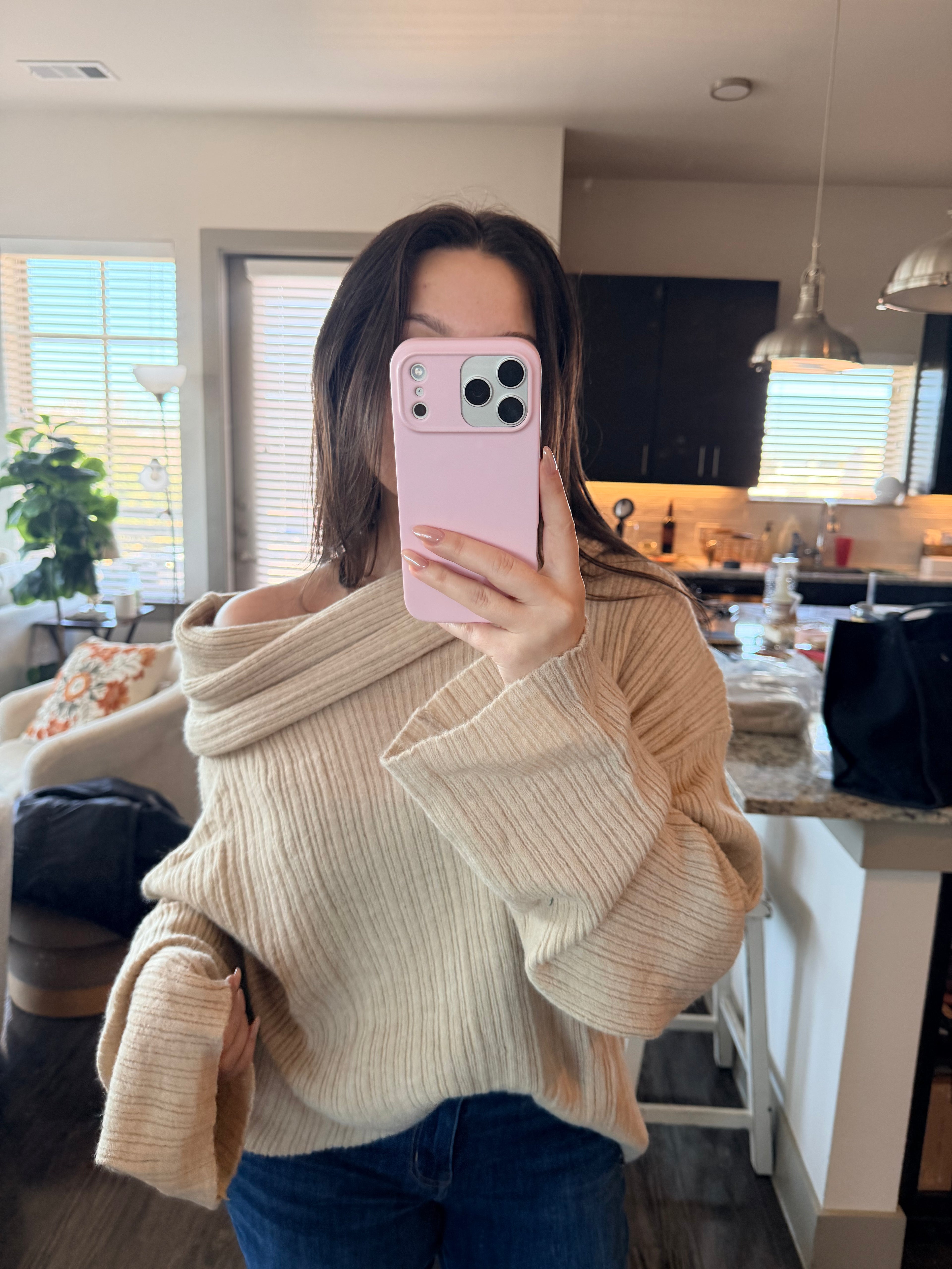 Kumo Cloud Off-Shoulder Knit Pullover
